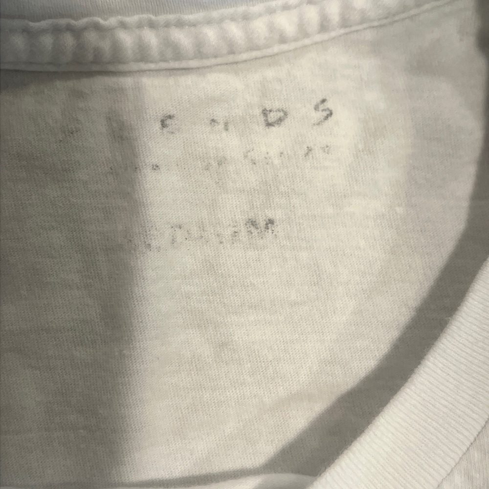 FRIENDS Women's White Graphic T-Shirt, Medium - Picture 4 of 4